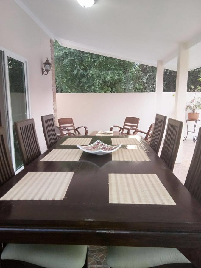 Wirason Villa Pool Maret ภายนอก รูปภาพ