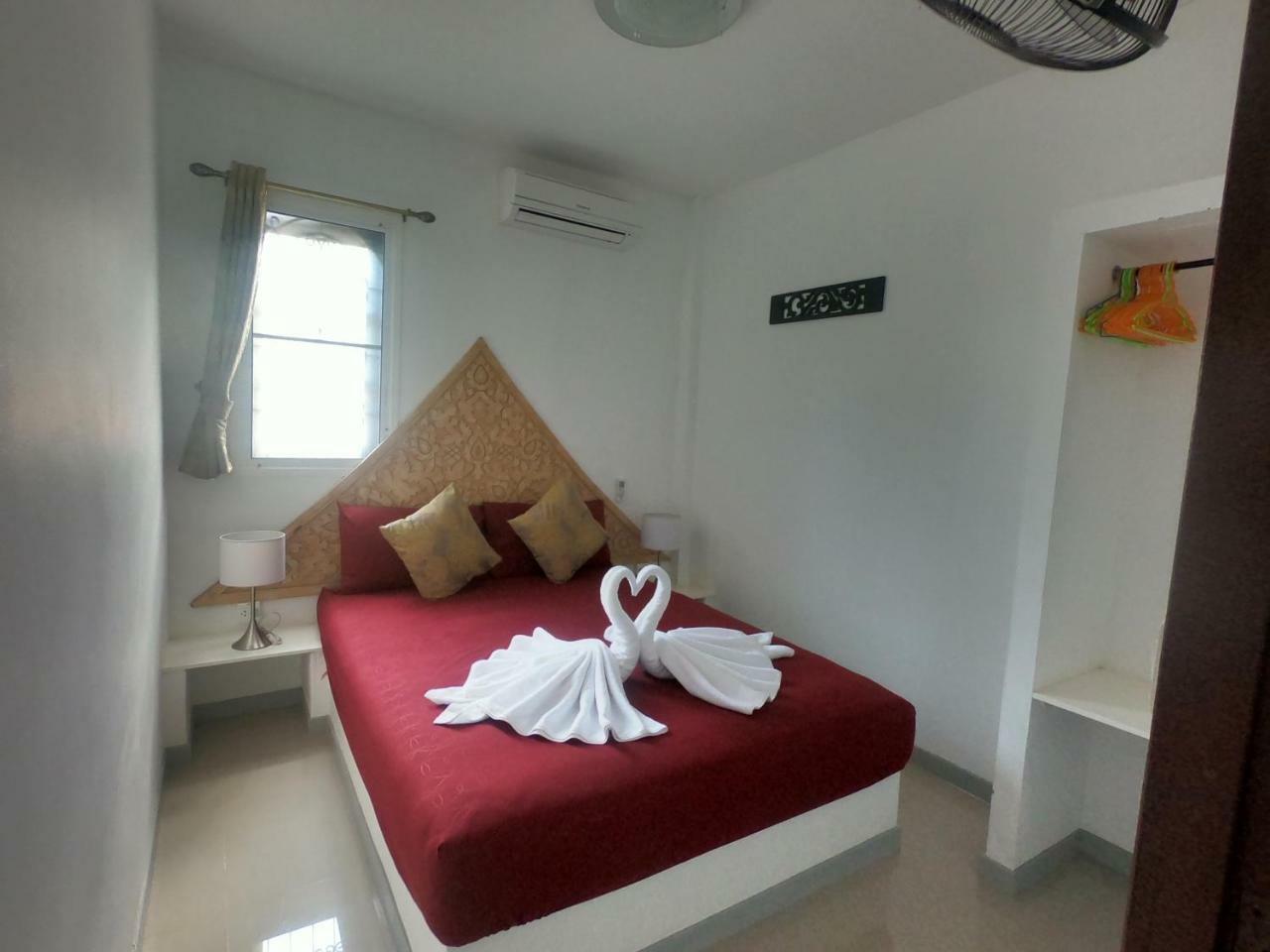 Wirason Villa Pool Maret ภายนอก รูปภาพ