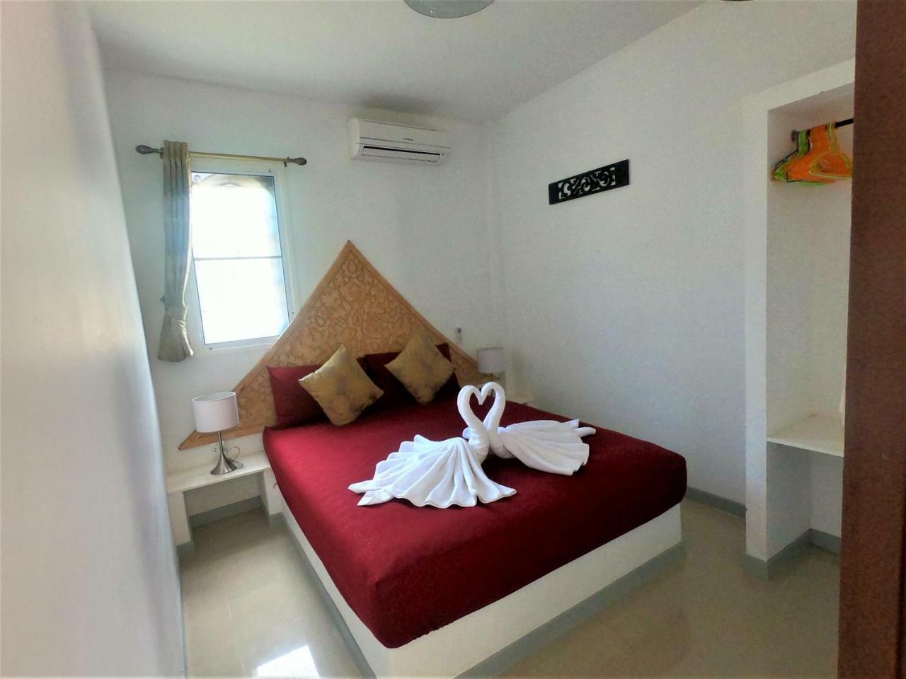 Wirason Villa Pool Maret ภายนอก รูปภาพ