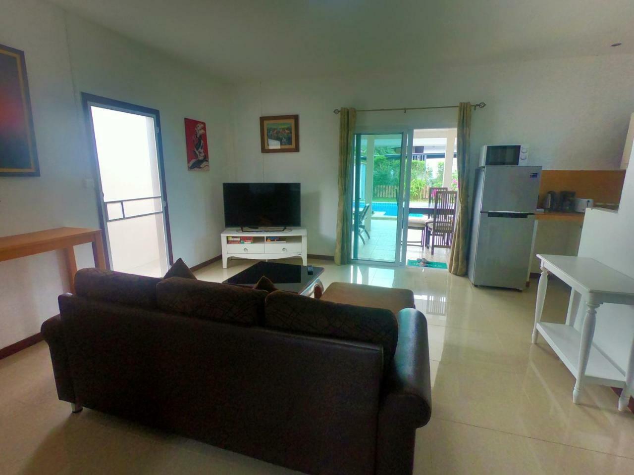 Wirason Villa Pool Maret ภายนอก รูปภาพ